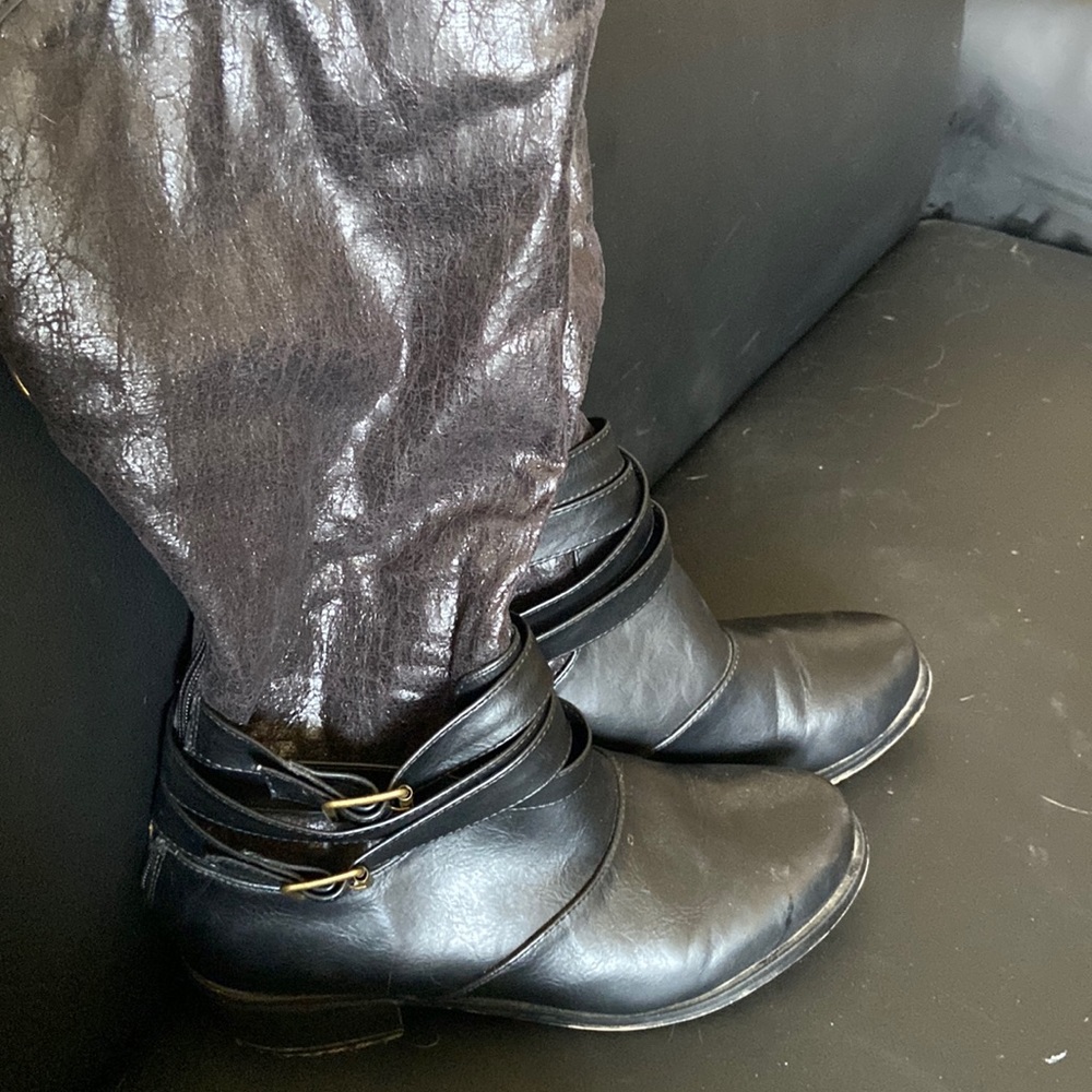 Black back zip boots